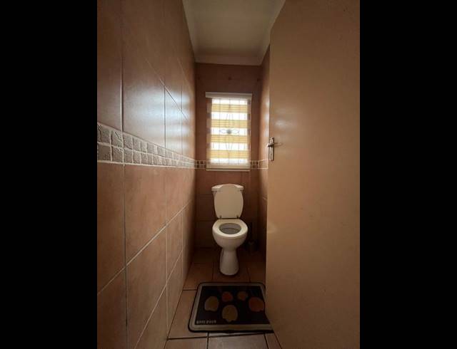 2 BEDROOM HOUSE FOR SALE IN DAWN PARK EXT